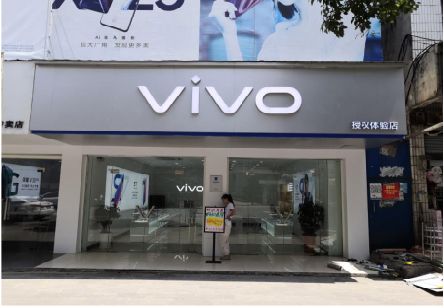 邵原}做一个门店面广告招牌需要多少钱？